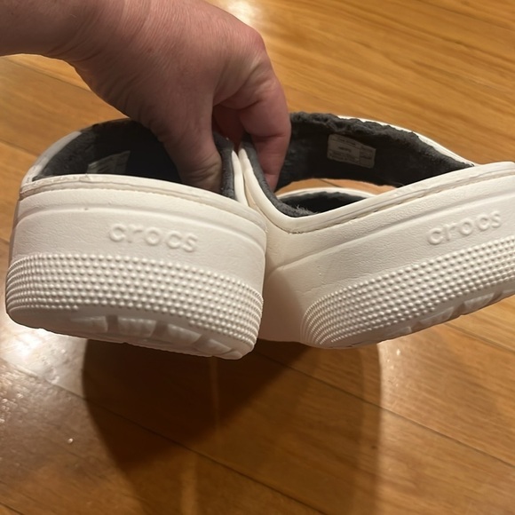 Crocs women’s white with gray lining slides sandals size 10 . - Picture 5 of 9